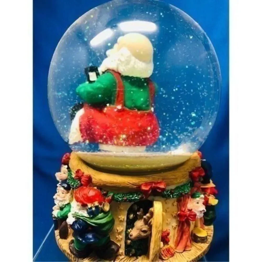 Joy bride Magical Musical Dancing Waterball Santa vintage 6”x4.5”